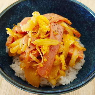 お昼にサッとできる☆スパムと卵の丼